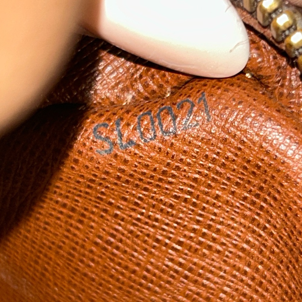Louis Vuitton Monogram Marly Bando - Picture 4 of 16